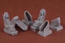 B-58 Hustler seat set x 3 - Stanley capsule - 1.